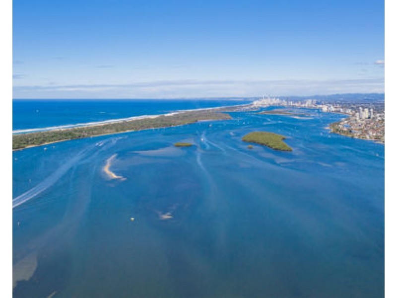25 King Arthurs Ct, Paradise Point QLD 4216