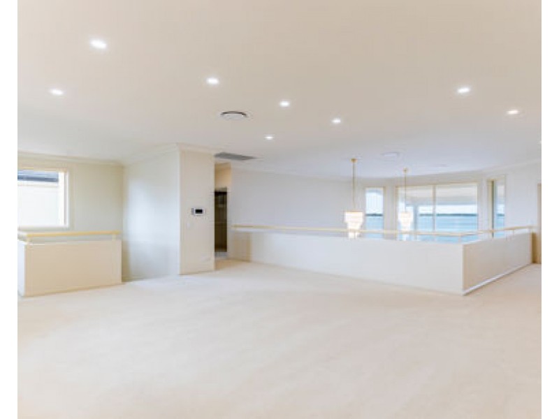 25 King Arthurs Ct, Paradise Point QLD 4216