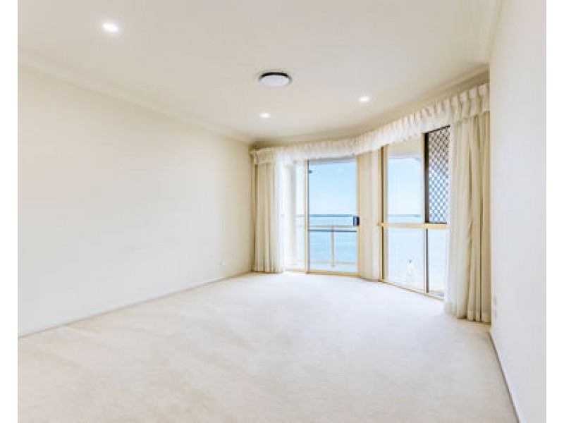 25 King Arthurs Ct, Paradise Point QLD 4216