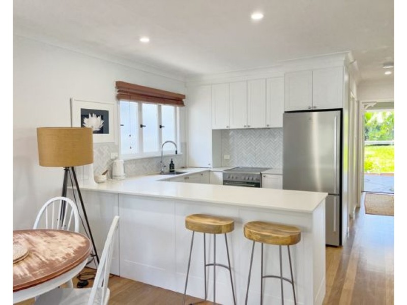 230 Ernest Street, Lota QLD 4179