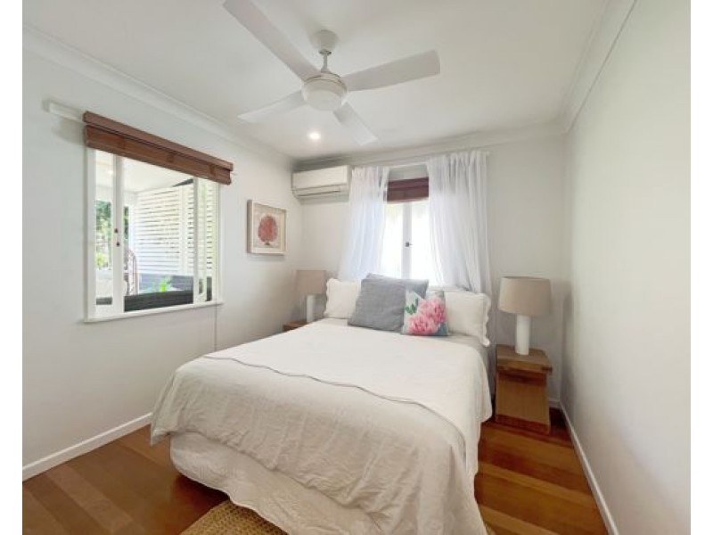 230 Ernest Street, Lota QLD 4179