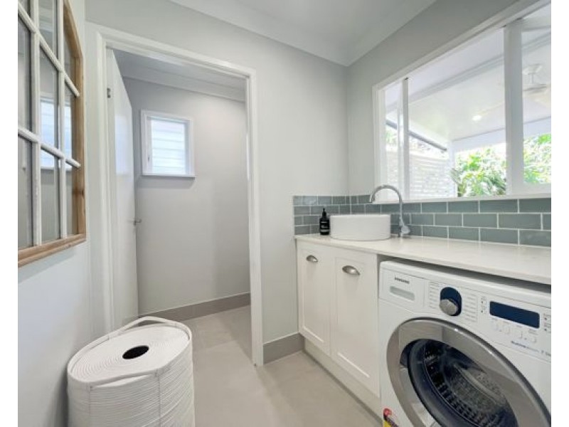 230 Ernest Street, Lota QLD 4179