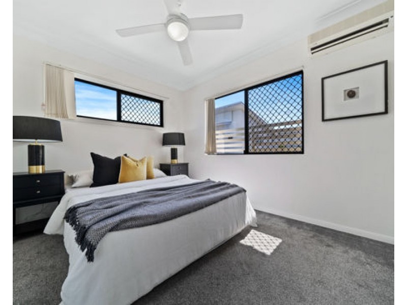7/8 Cambridge Street, Carina Heights QLD 4152