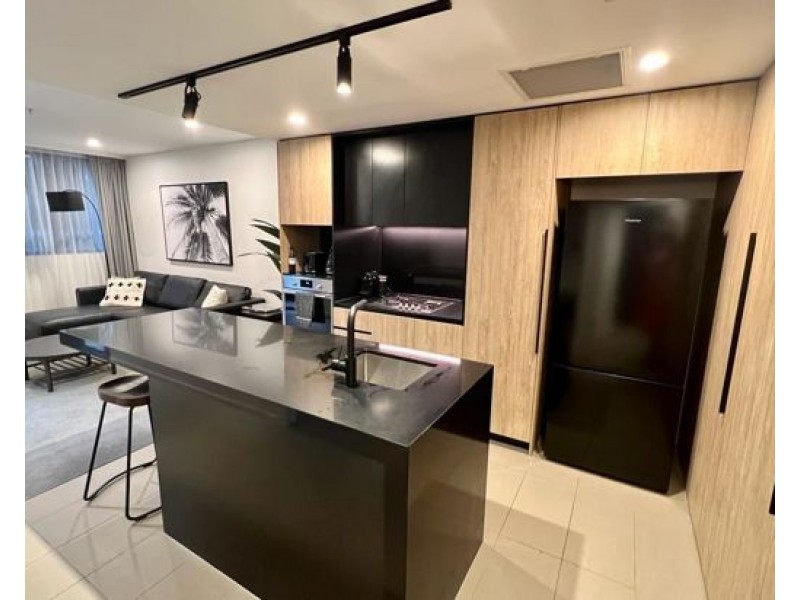 205/19 Deshon Street, Woolloongabba QLD 4102