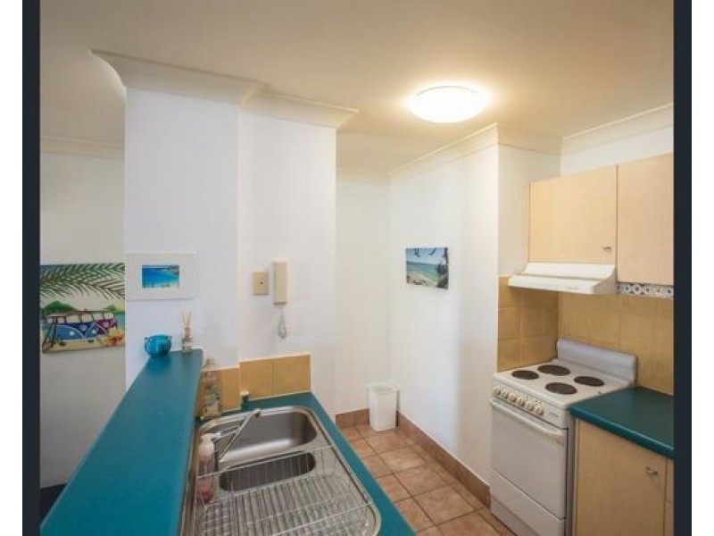 U37 11-17 Philip Avenue, Broadbeach, Broadbeach QLD 4218