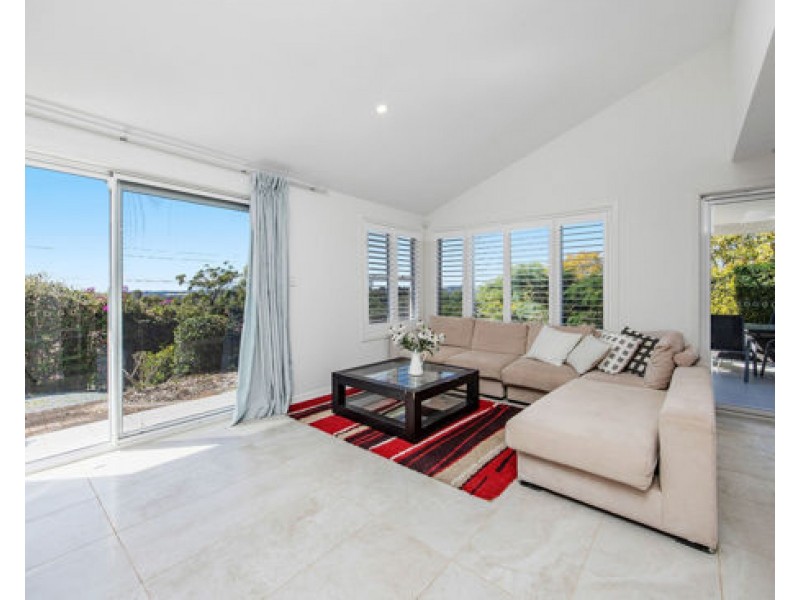 4 Earle Court, Tallai QLD 4213