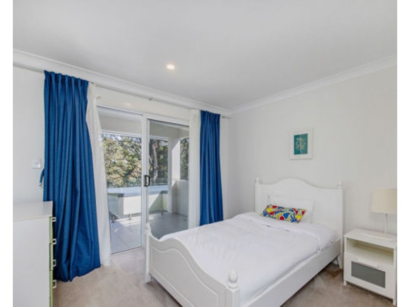 4 Earle Court, Tallai QLD 4213