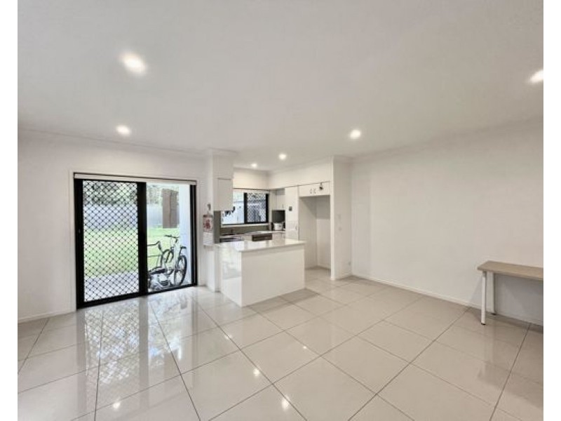 31/20 Nicoro Place, Calamvale QLD 4116