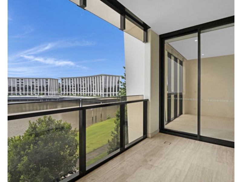 301W/1 Marina Drive, Benowa QLD 4217