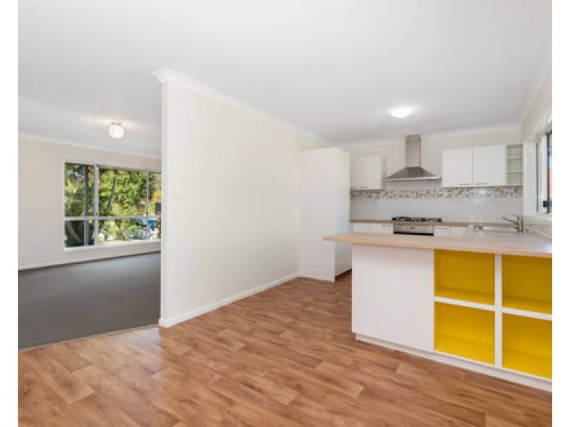 16 LYNDON COURT, Boronia Heights QLD 4124