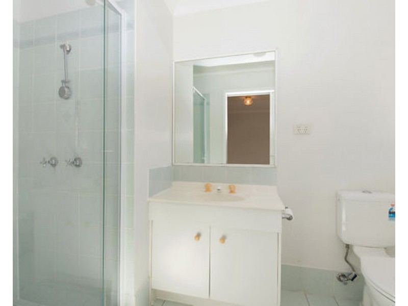 16 LYNDON COURT, Boronia Heights QLD 4124