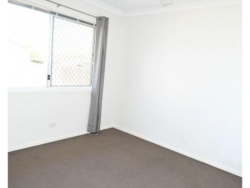 16 LYNDON COURT, Boronia Heights QLD 4124