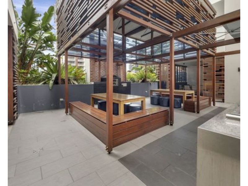 21105/28 Merivale Street, South Brisbane QLD 4101