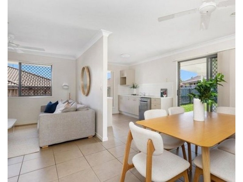 11 Scott Way, Redbank Plains QLD 4301