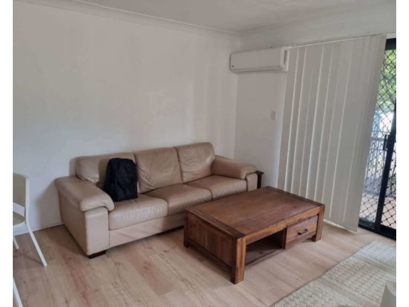 Unit 3  16-26 Waverley Street, Southport QLD 4215