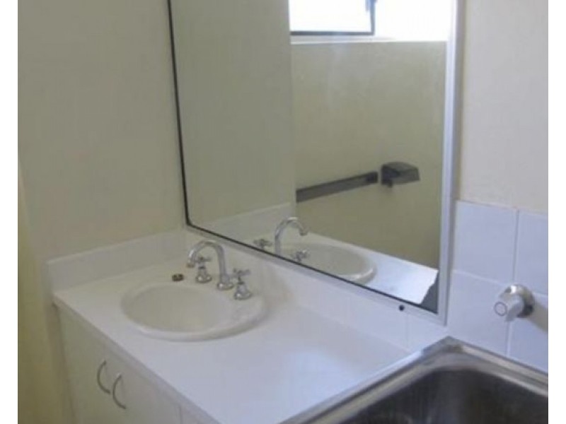 52 22 Barbet Place, Burleigh Waters QLD 4220