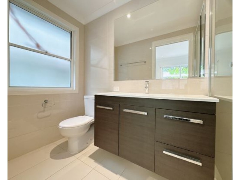 25 Wight St, Milton QLD 4064