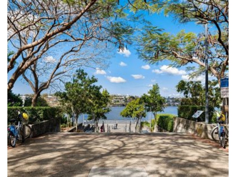 209/88 Macquarie Street, Teneriffe QLD 4005