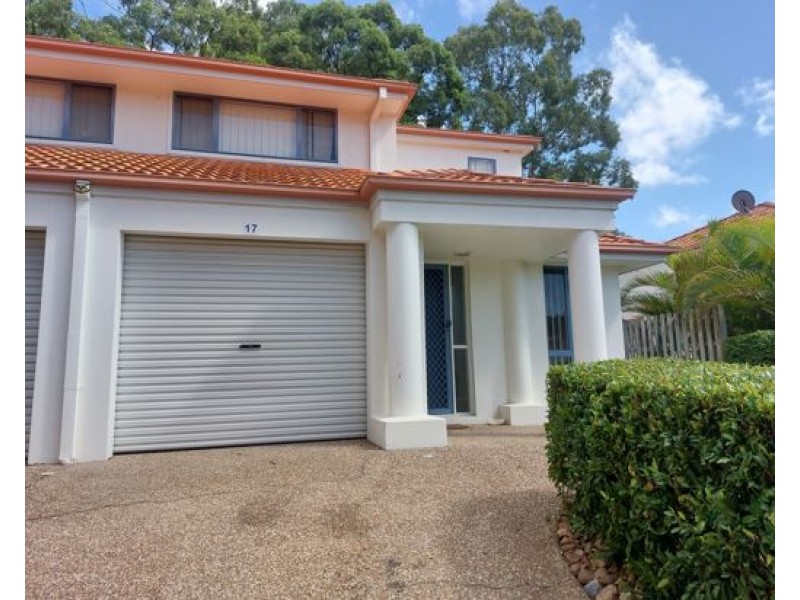 17/2 Studio Drive, Pacific Pines QLD 4211