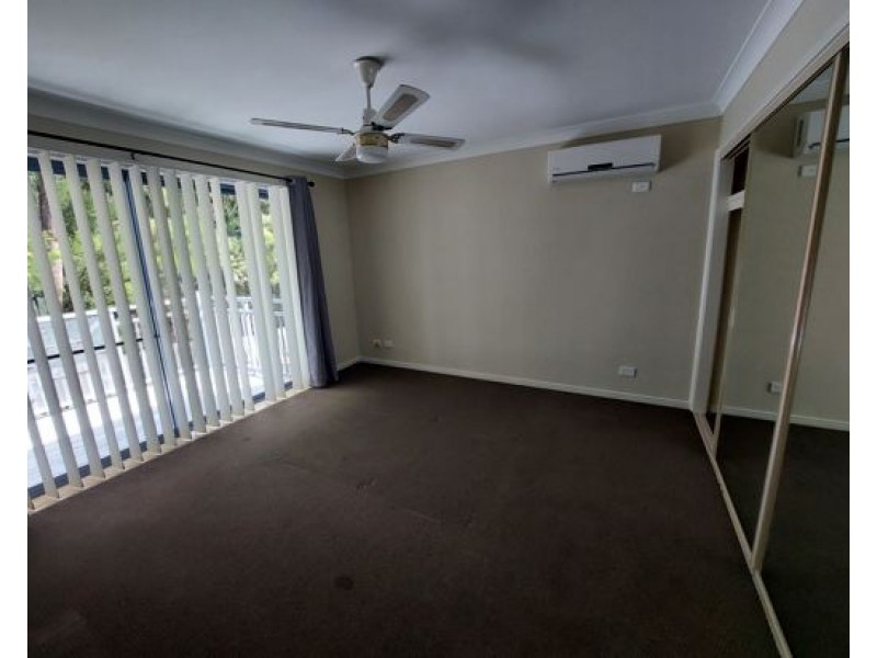 17/2 Studio Drive, Pacific Pines QLD 4211
