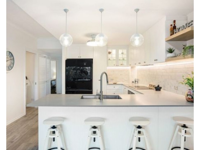 2E/11 Eady Avenue,, Broadbeach Waters QLD 4218