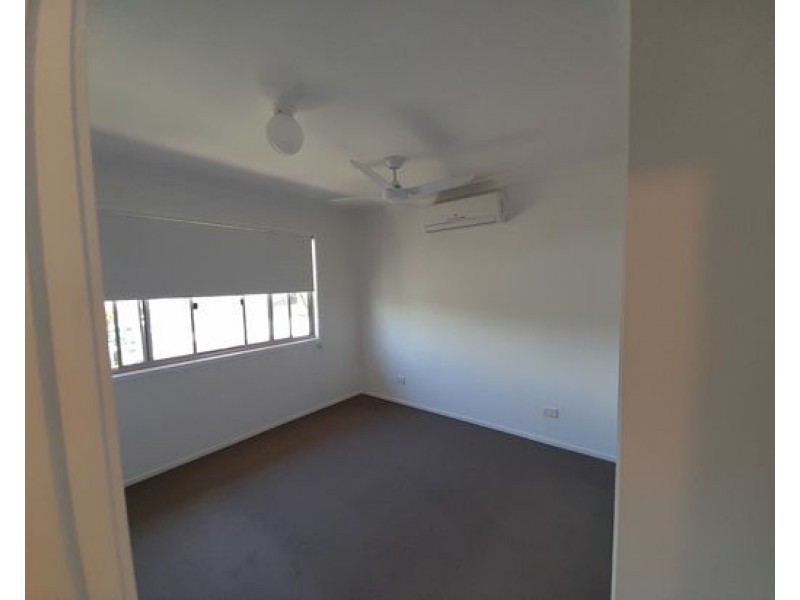 62/21 Usher Avenue, Labrador QLD 4215