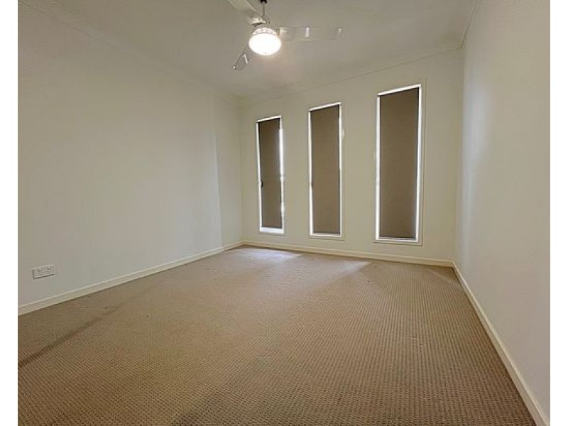 40 Eucalyptus Cres, Ripley QLD 4306