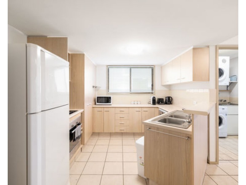 29/71 OLSEN AVENUE, Labrador QLD 4215