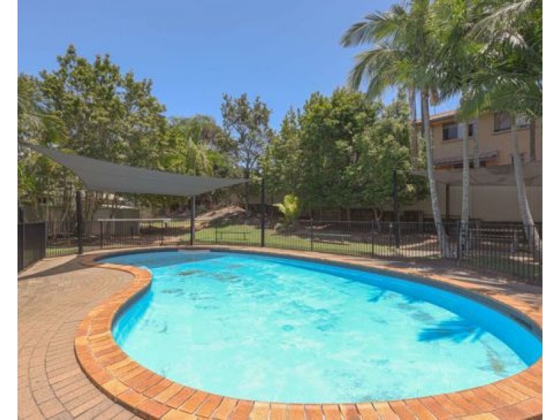 29/71 OLSEN AVENUE, Labrador QLD 4215