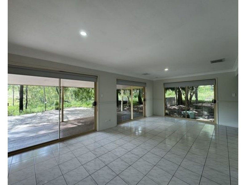 204 Rosemount Drive, Willow Vale QLD 4209