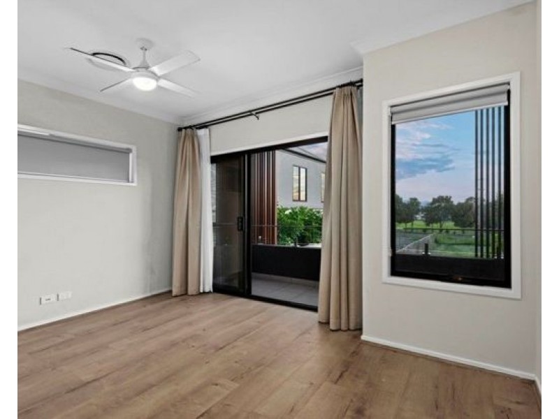 28 Lux Place, Rochedale QLD 4123