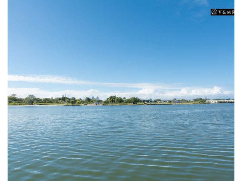 45 /5074 Emerald Island Drive, Carrara QLD 4211