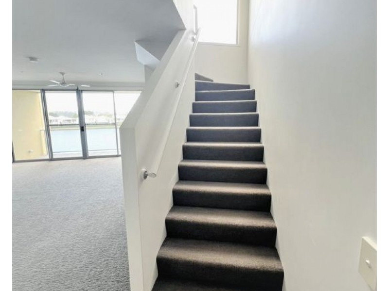 45 /5074 Emerald Island Drive, Carrara QLD 4211