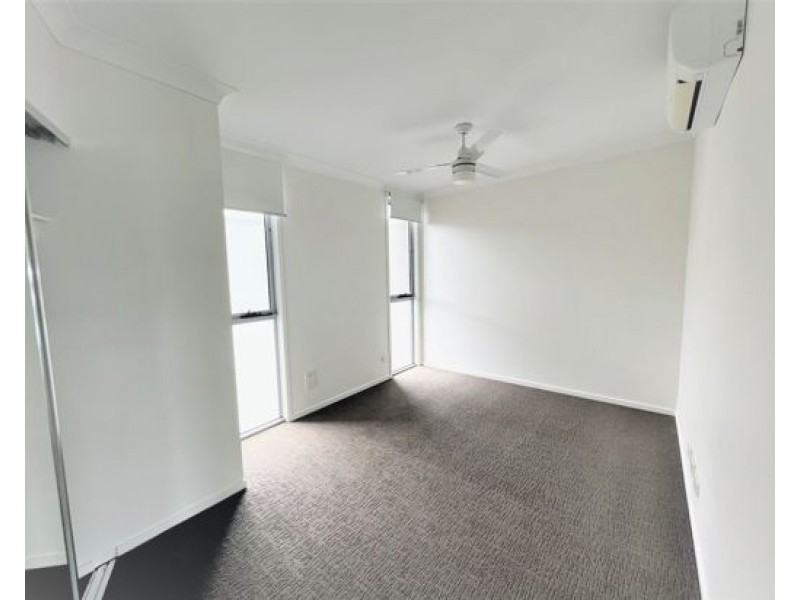 45 /5074 Emerald Island Drive, Carrara QLD 4211