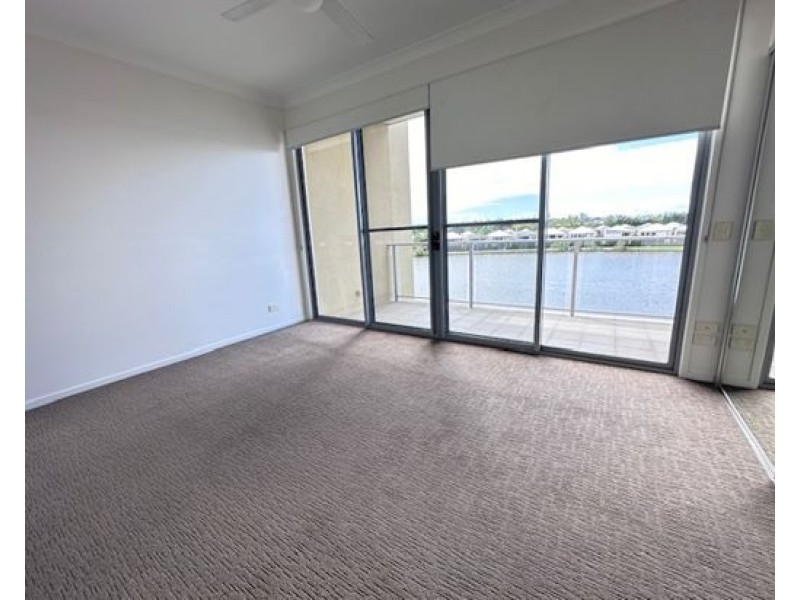 45 /5074 Emerald Island Drive, Carrara QLD 4211