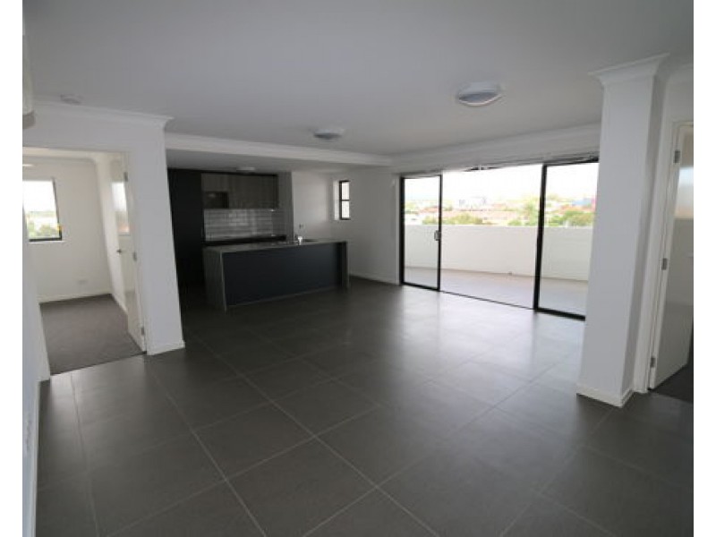 70A 39 Thomas Street, Chermside QLD 4032