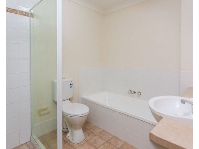 6/21 Regensberg Close, Varsity Lakes QLD 4227