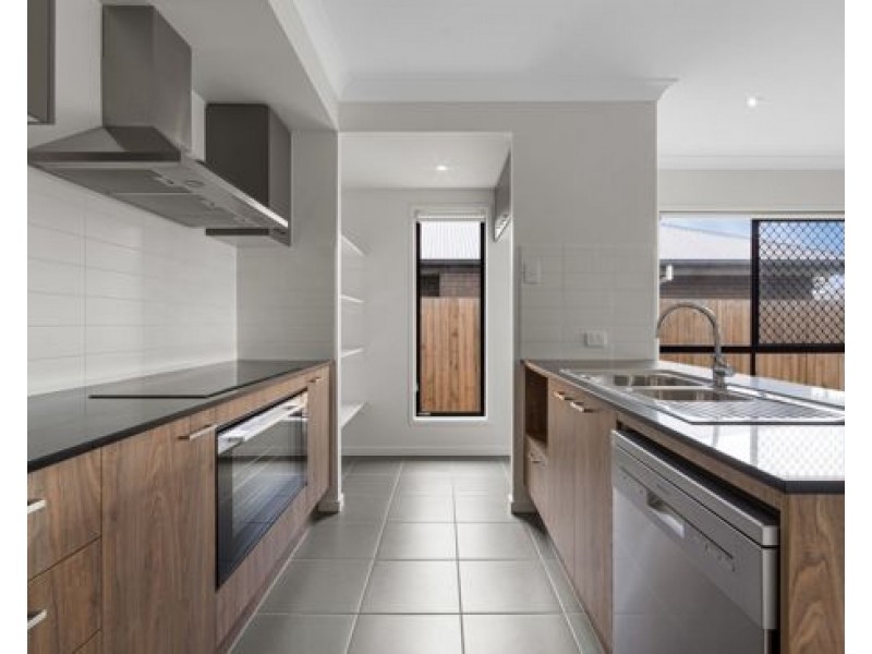 25 Tulloch Street, Logan Reserve QLD 4133