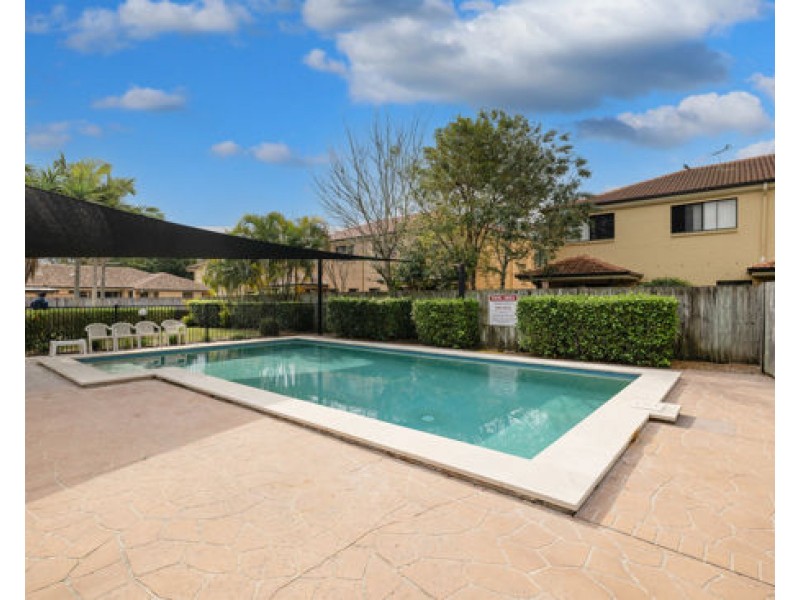 8 Diamond Place, Runcorn QLD 4113