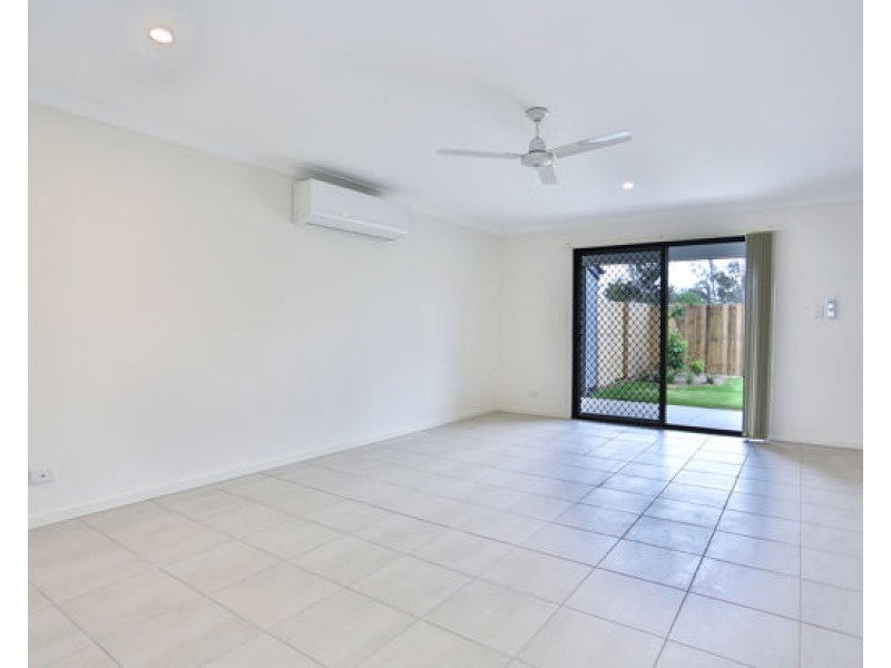 28/1 Emerald Place, Bridgeman Downs QLD 4035