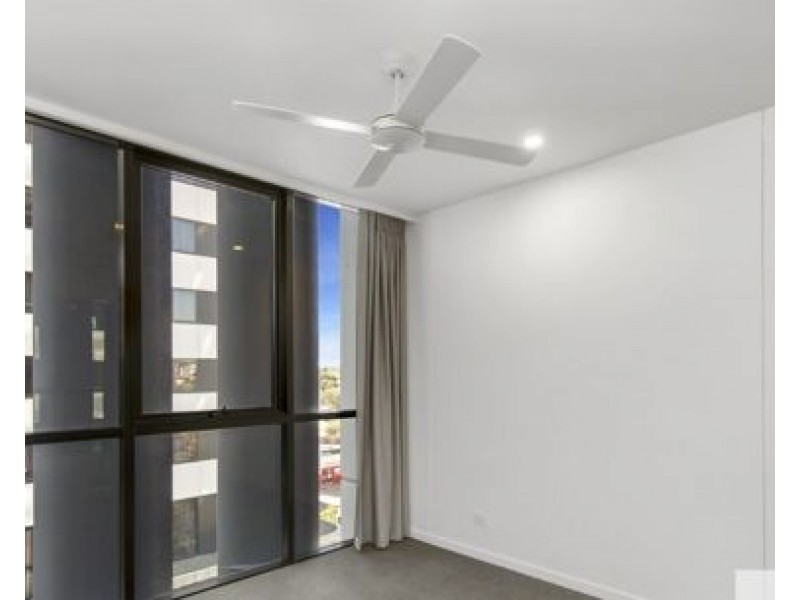 1301/19 Deshon Street, Woolloongabba QLD 4102