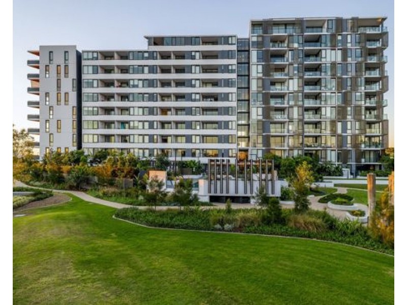 10805/320 Macarthur Avenue, Hamilton QLD 4007
