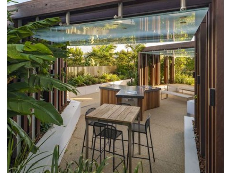 10805/320 Macarthur Avenue, Hamilton QLD 4007