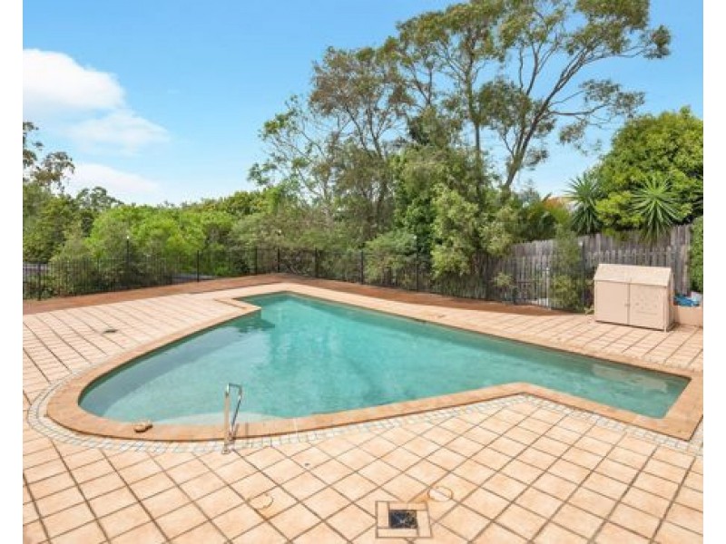 192 Heeb Street, Benowa QLD 4217