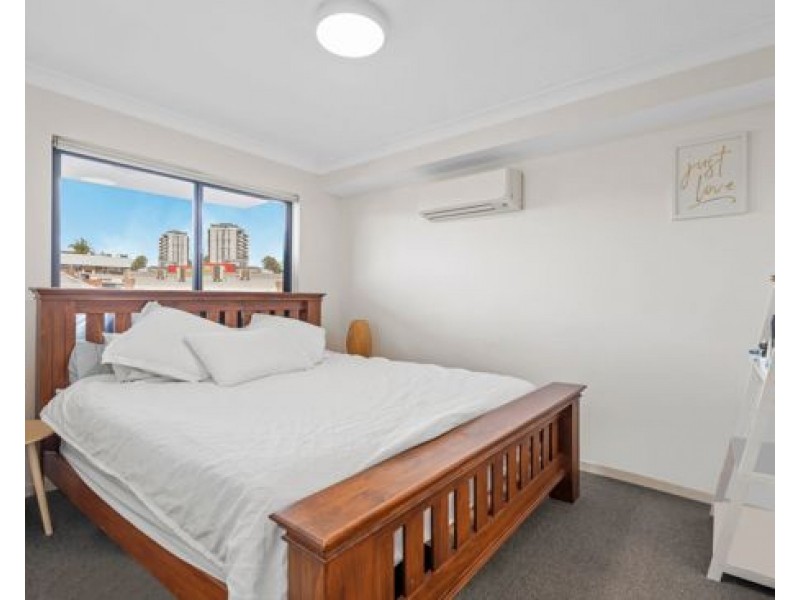 202/39 Thomas street, Chermside QLD 4032