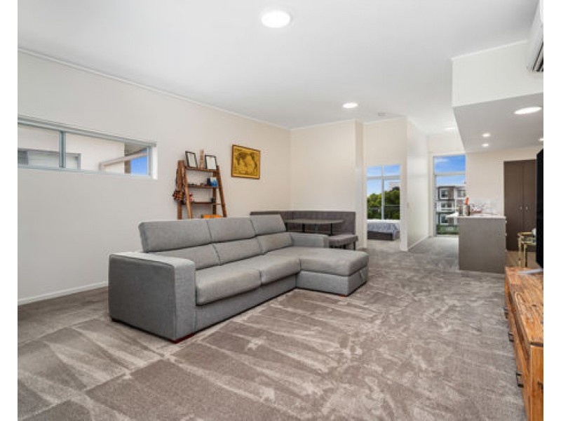 27/137 Scottsdale Drive, Robina QLD 4226