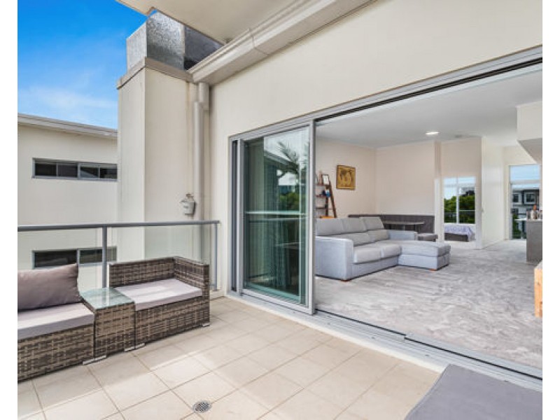 27/137 Scottsdale Drive, Robina QLD 4226