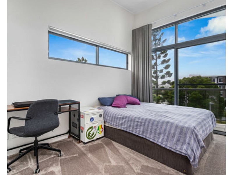 27/137 Scottsdale Drive, Robina QLD 4226