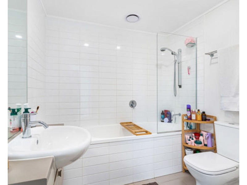 27/137 Scottsdale Drive, Robina QLD 4226