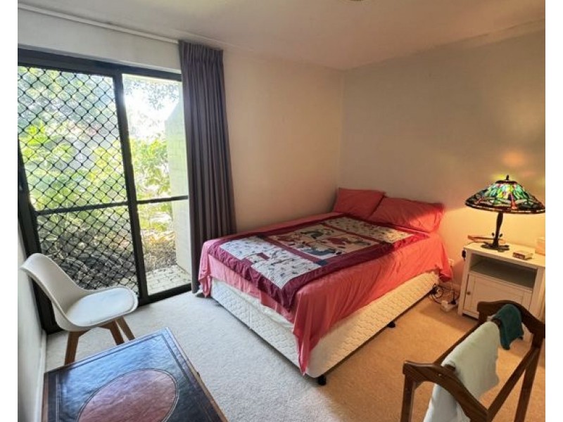 1/111 Markeri Street, Mermaid Waters QLD 4218